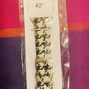 Houndstooth Apple Watch band 42”